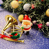 Wallpapers de Navidad - Feliz Navidad - Trompeta y santa claus de juguete 