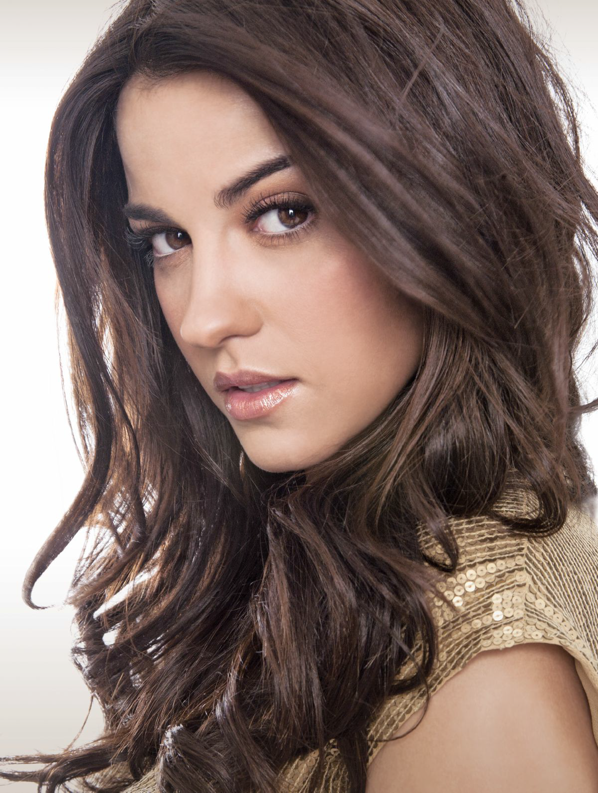 Explore magazine - Maite Perroni