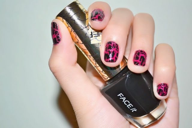 How to Create Crack Nails Effects