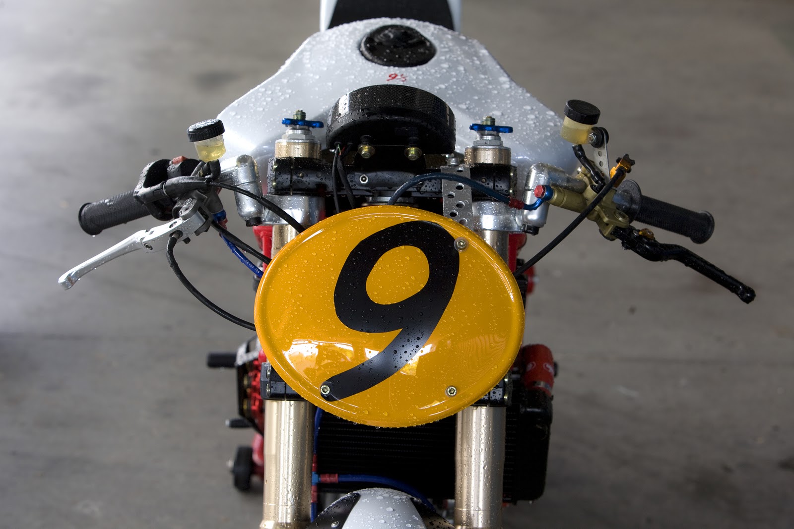 Radical Ducati S.L.: 9 ½ Radical