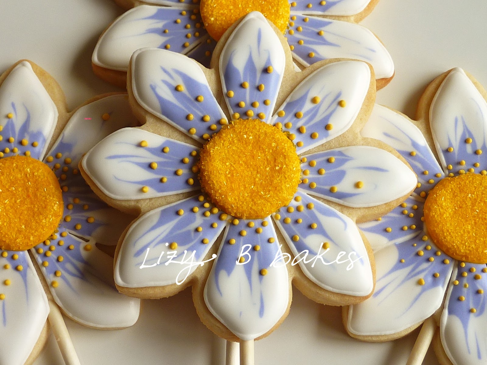 Lizy B Flower Cookie Pops!