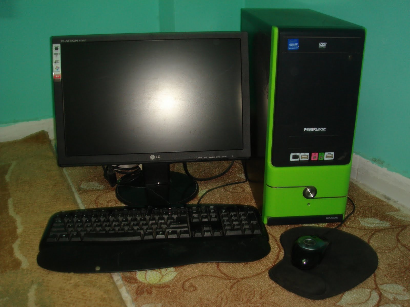 Desktop Set