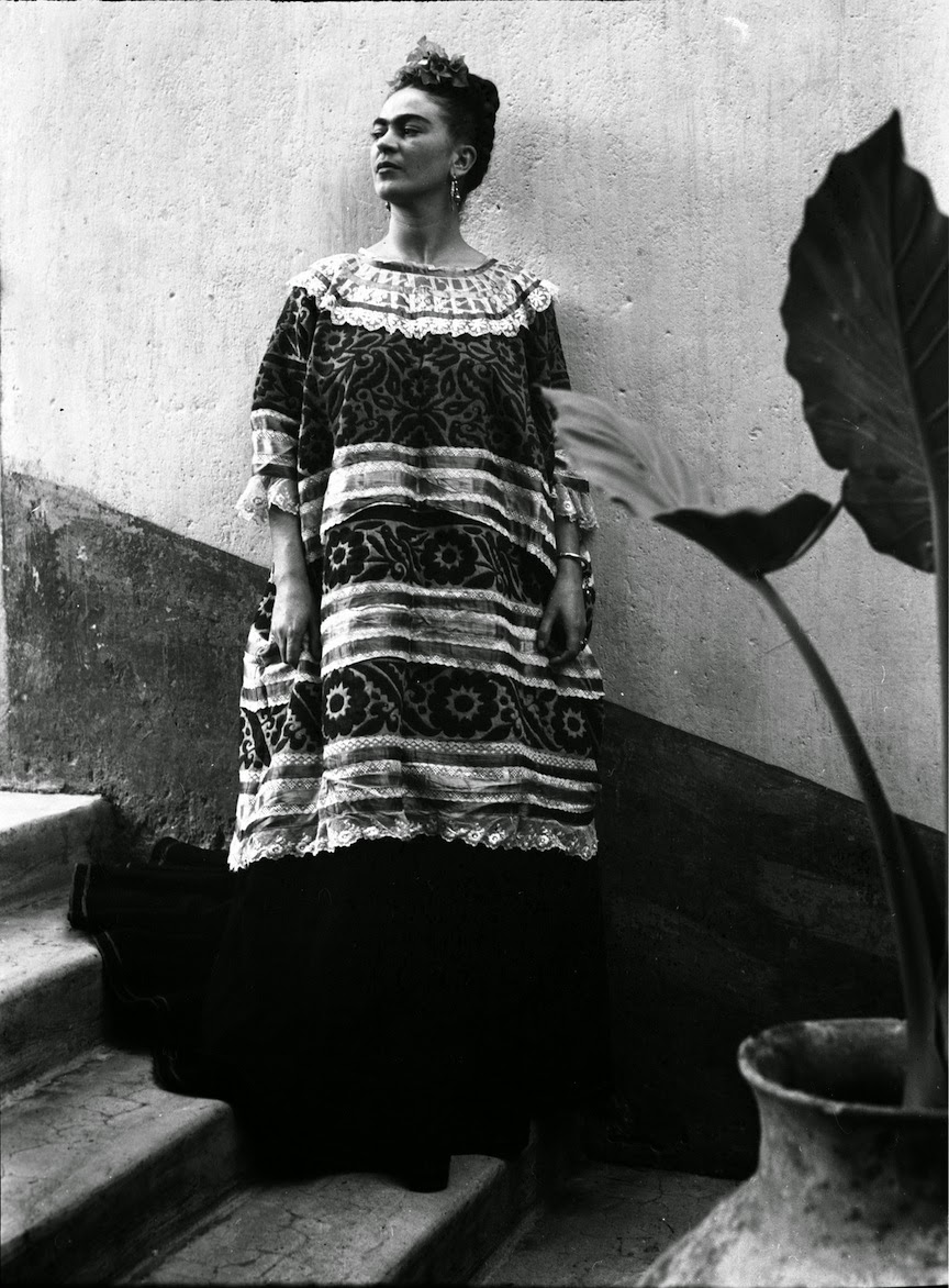 Check Out What Frida Kahlo Looked Like  in 1946 