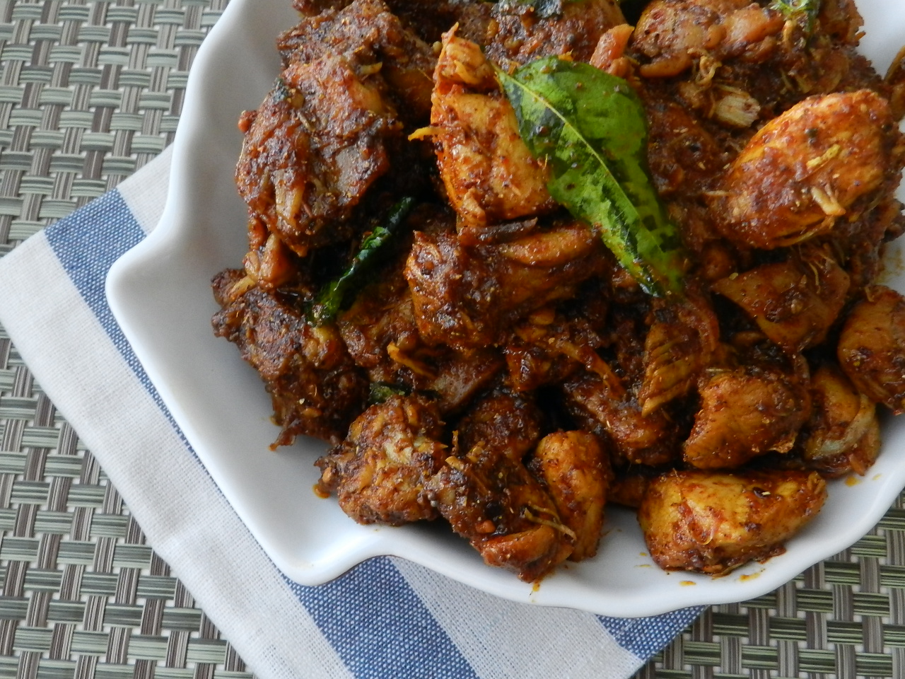 Raajis kitchen Chicken Pickle/Andhra chicken pachadi
