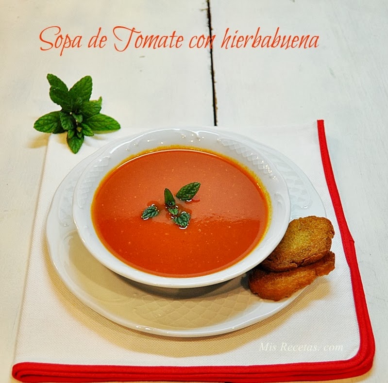Resultado de imagen para imagenes sopa de tomate con pan y hierbabuena