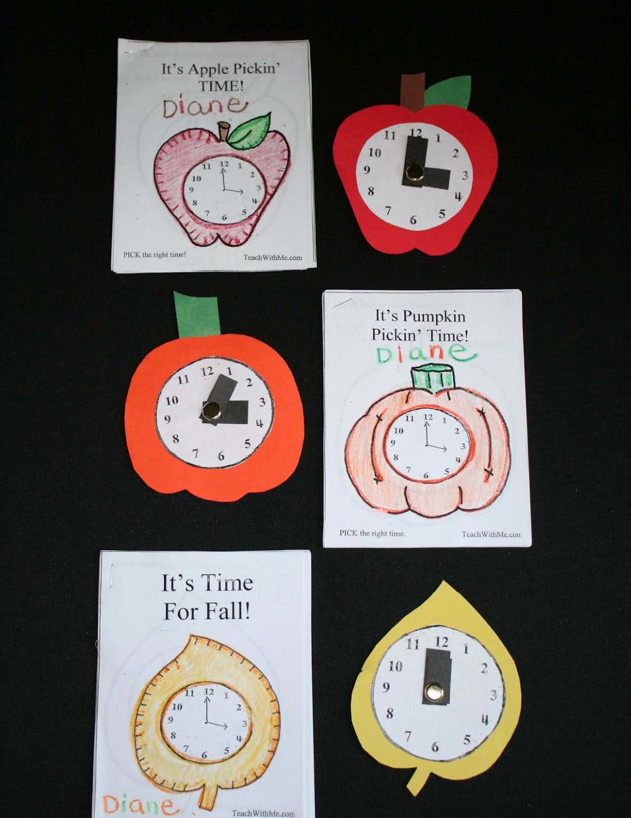 Classroom Freebies Too Mini Telling Time Booklets With Matching Clocks