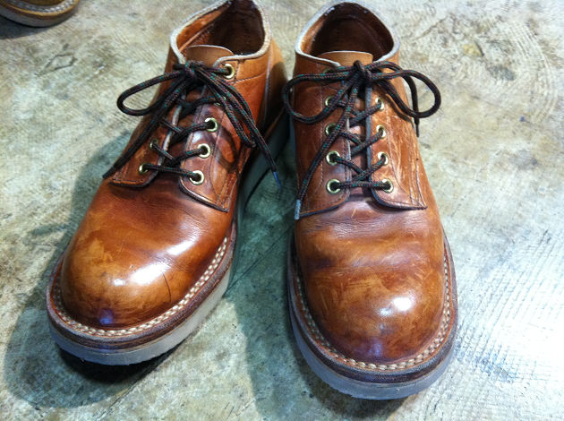 With or without denim: NEPENTHES × HATHORN Oxford Smooth/Brown