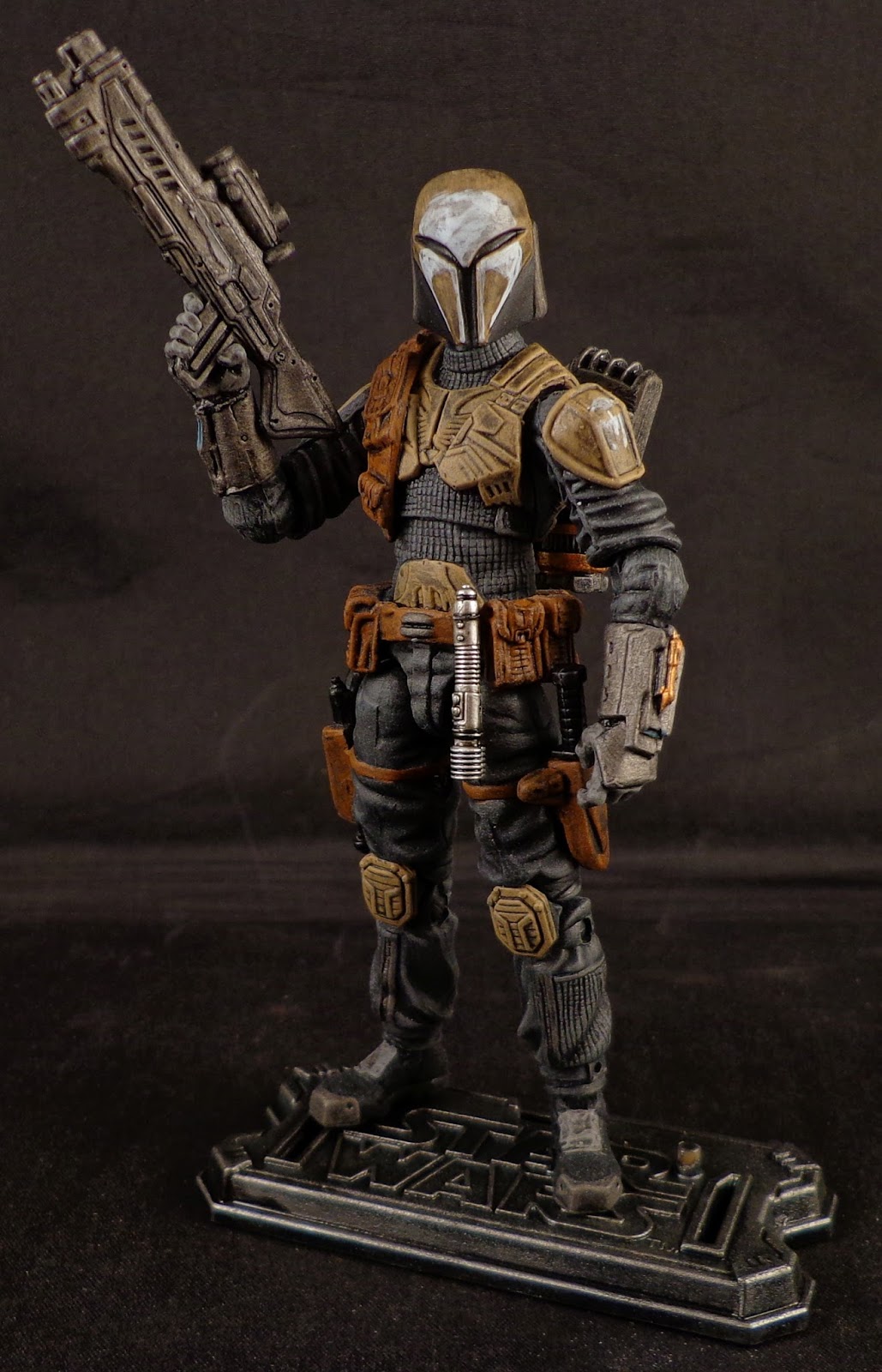 Stronox Custom Figures: Mandalorian Jedi Hunter