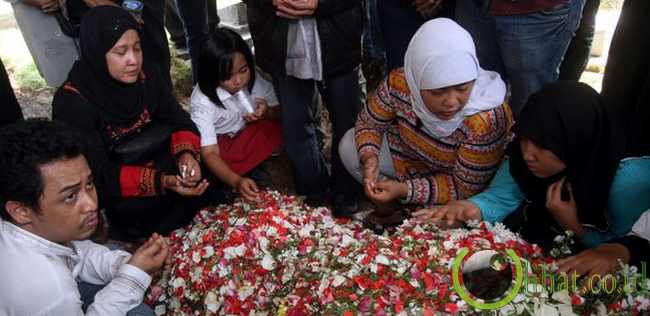 Ayah Bangun! Ayah Bangun!