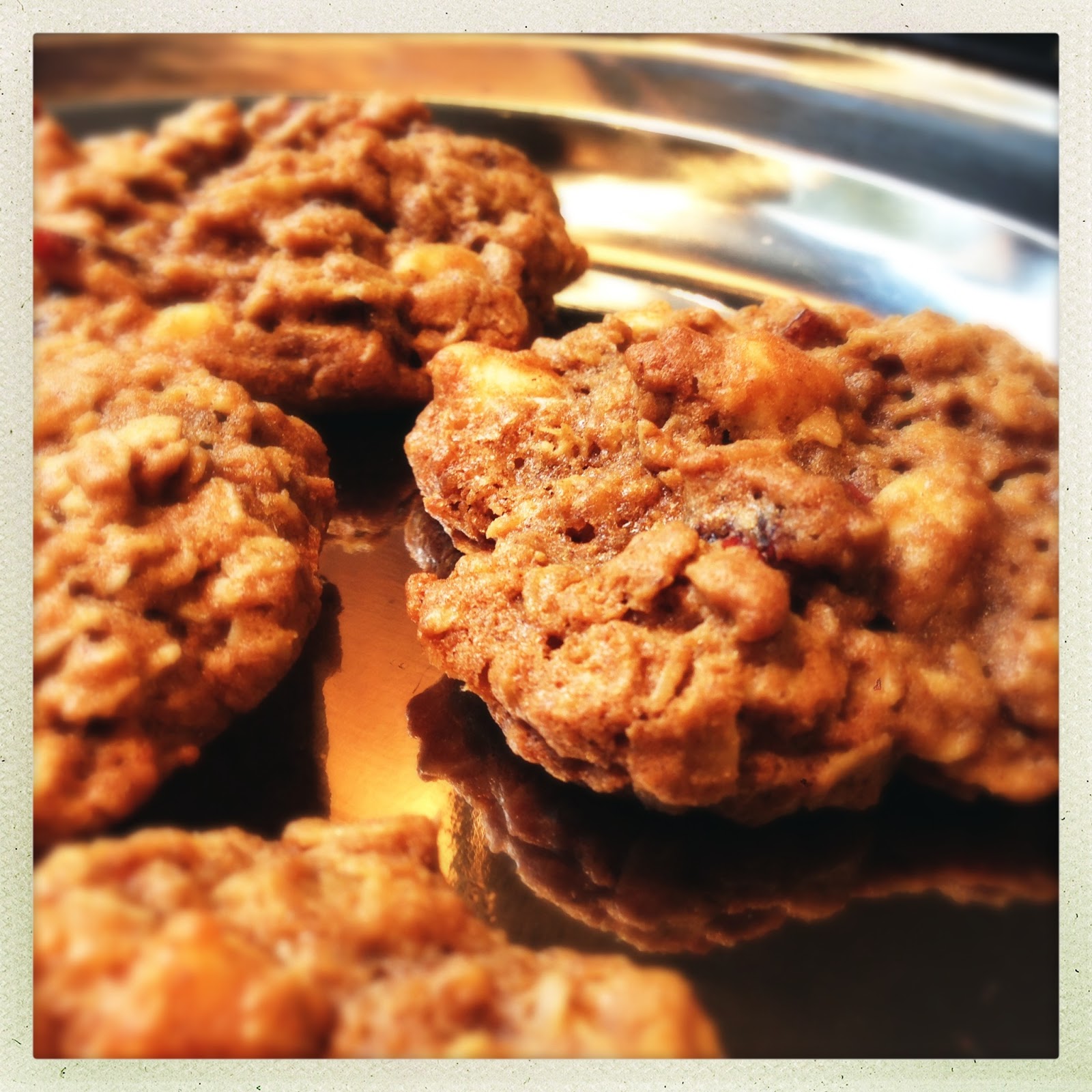 This is Renee's blog. spiced whole wheat oatmeal cookies.