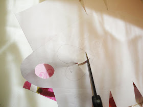 como-hacer-papel-scrap-con-servilletas.diy-homemade-scrapbooking-paper-napkin_
