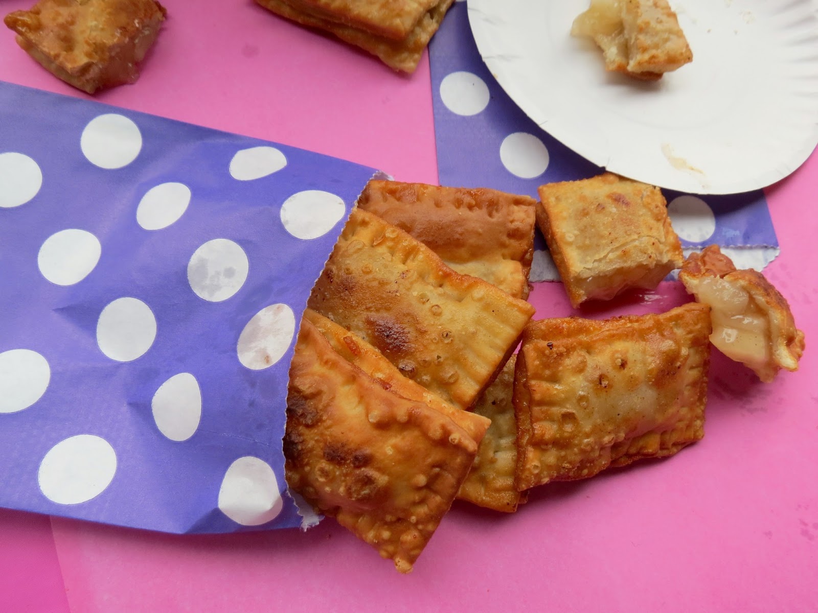 chica chocolatina Apple Pie Guy Mini Apple Pies