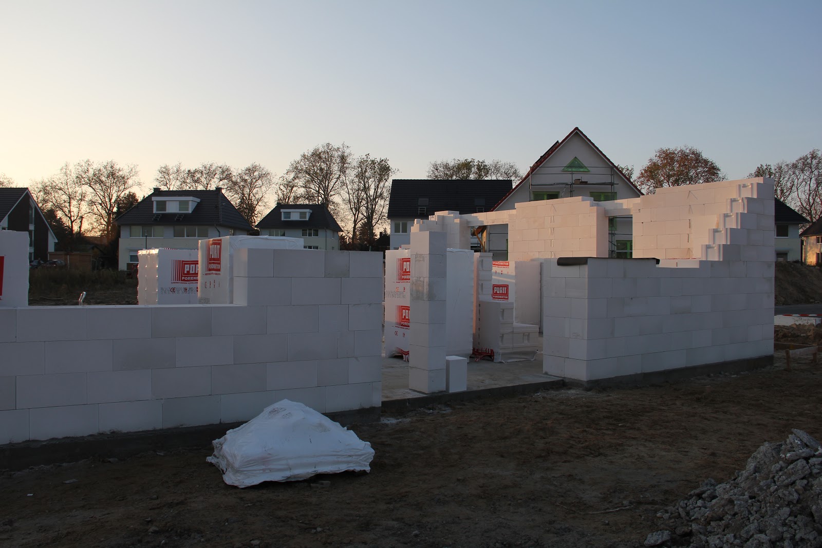 Stadtvilla Wand Und Bodenbelage