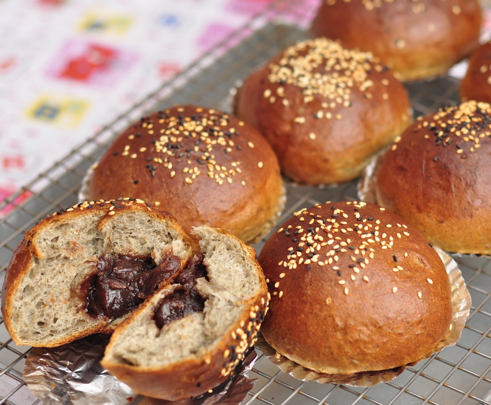 Veronica's Kitchen Black Sesame Seed Bread黑芝麻面包