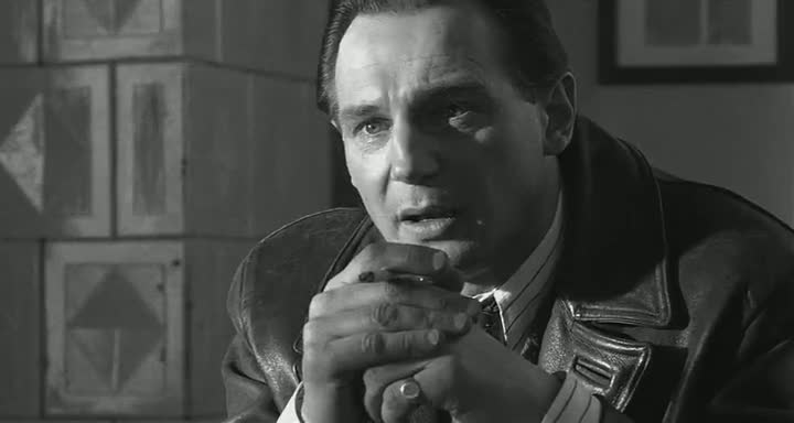 Screen Shot Of Schindler's List (1993) Dual Audio Movie 300MB small Size PC Movie