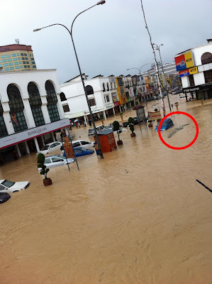 video banjir di Plaza Metro Kajang, metro kajang, metro kajang banjir, Plaza Metro Kajang banjir