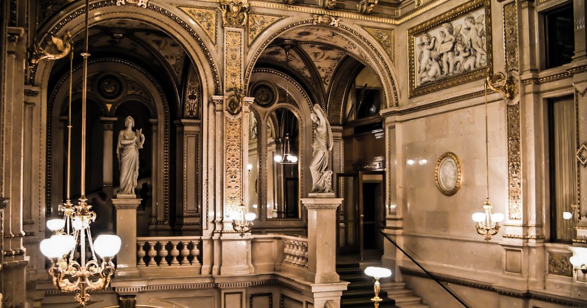 Just Classical Music Opera Music (Definition)