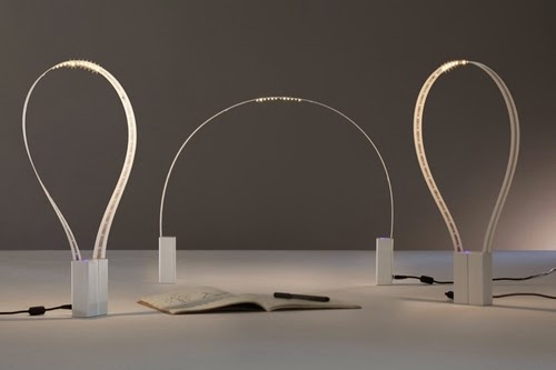 01-Flexible-LED-Desk-Lamp-Magnetic-Base-Fluida-Martinelli-Luca-Marco-De-Santi-Alessandro-Paoletti-www-designstack-co