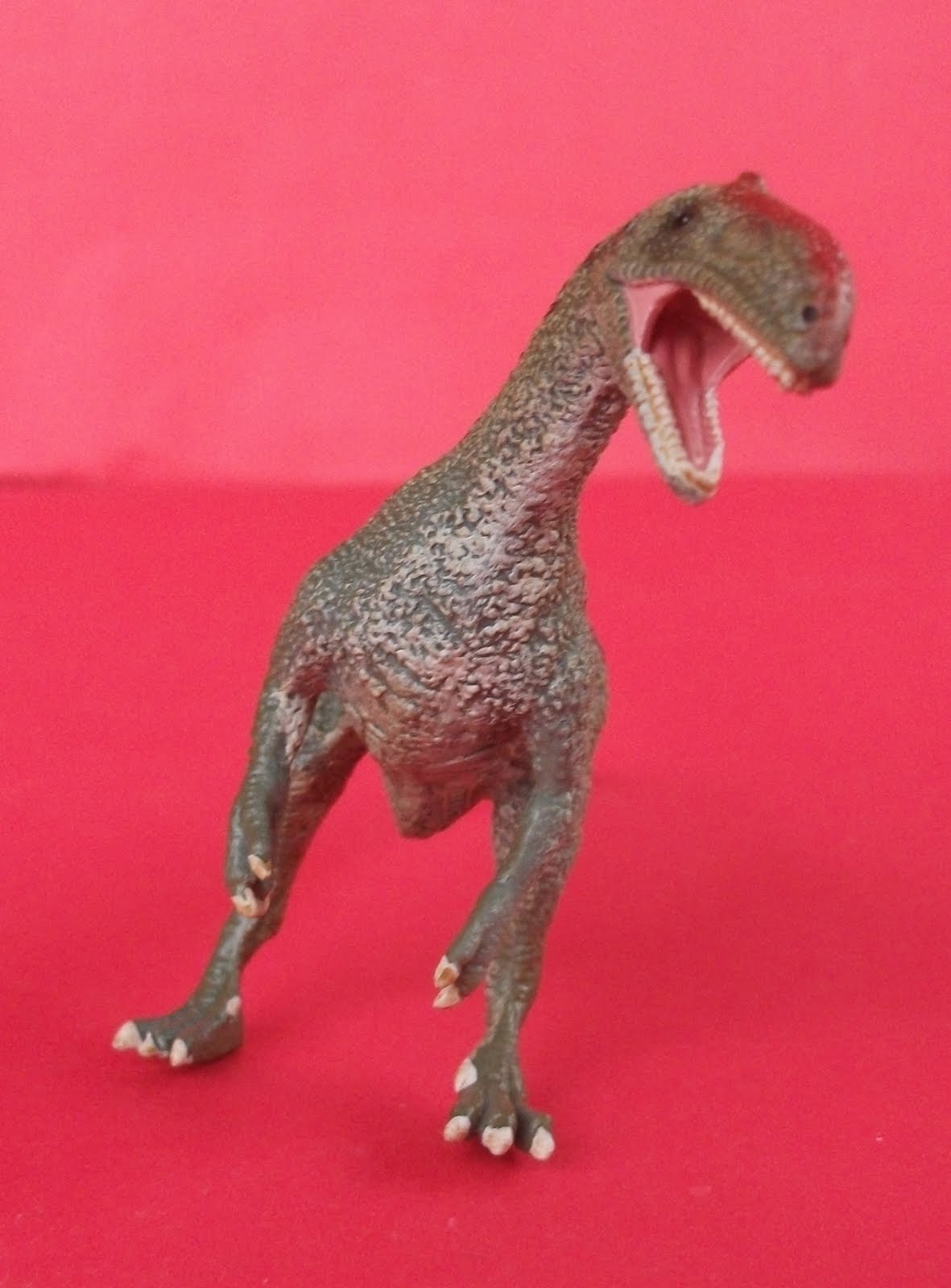Dos Fósseis ao Plástico! LOURINHANOSAURUS (PROCON COLLECTA)