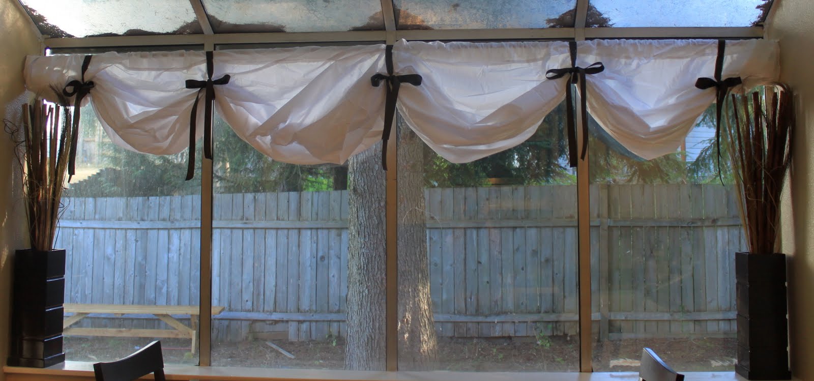 watch out for the woestmans How to make a bubble valance out of a sheet