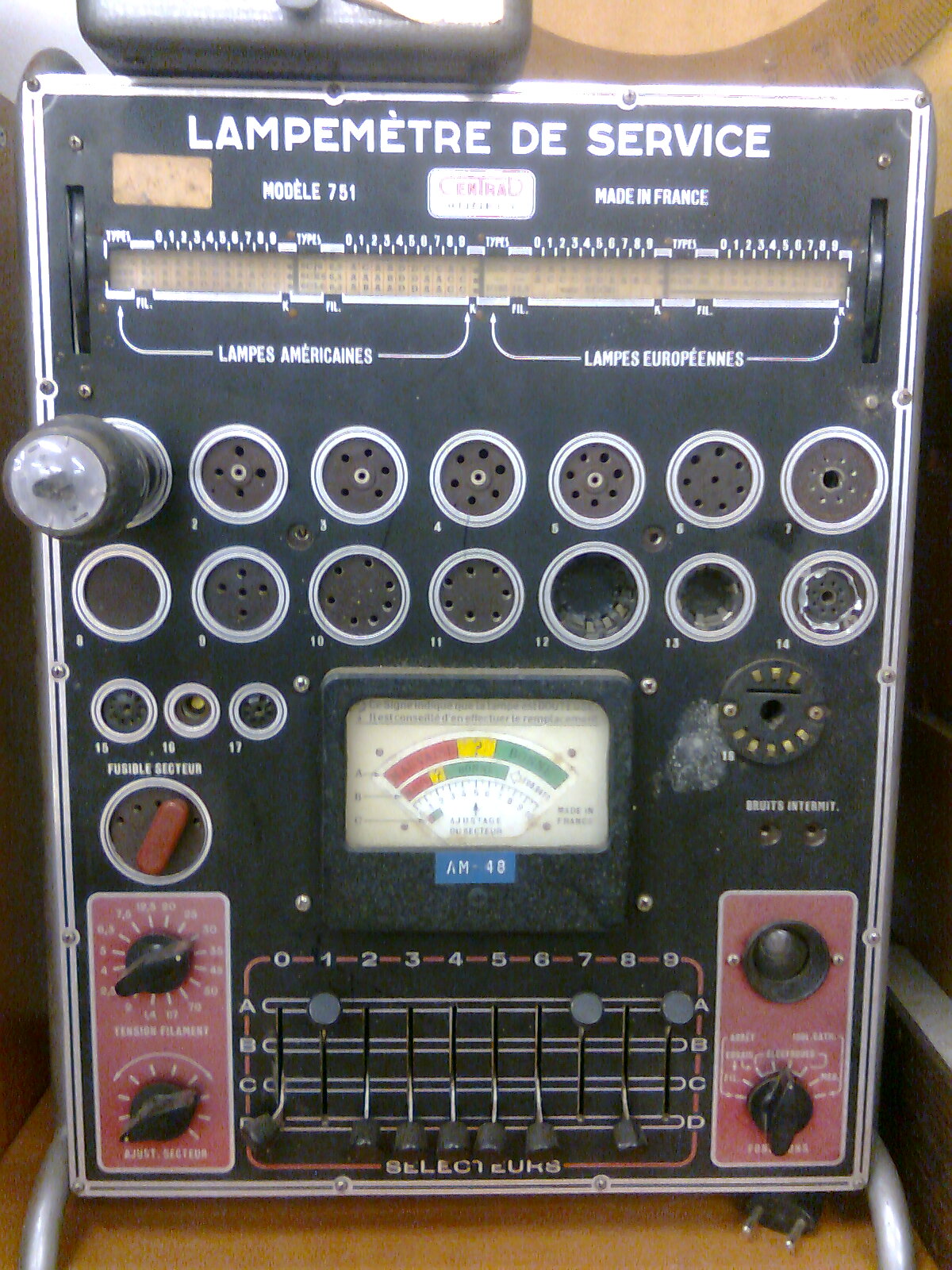 Old Turntables Tube Tester Model 751