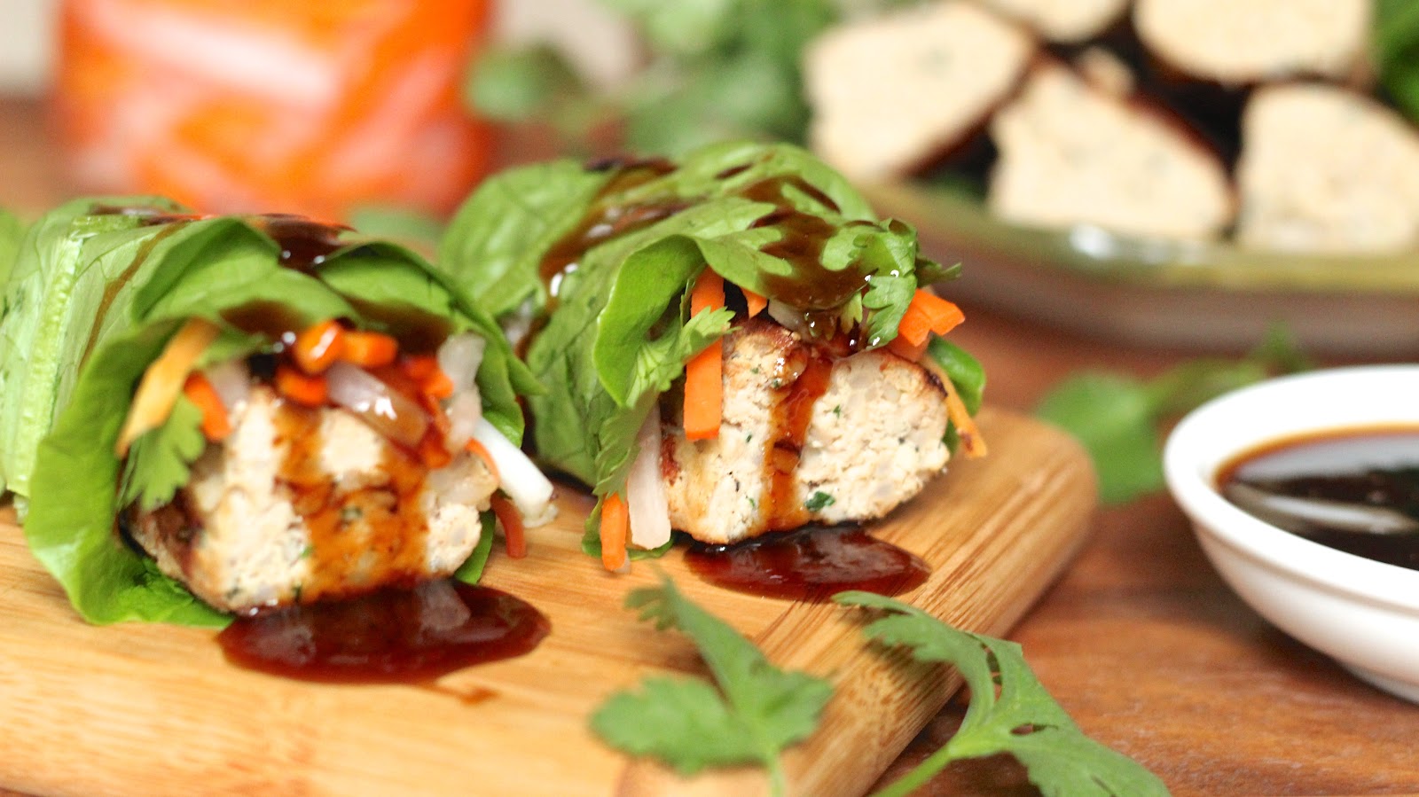 LETTUCE WRAPPED CHICKEN SAUSAGE WITH SOYOYSTER DIPPING SAUCE In Good