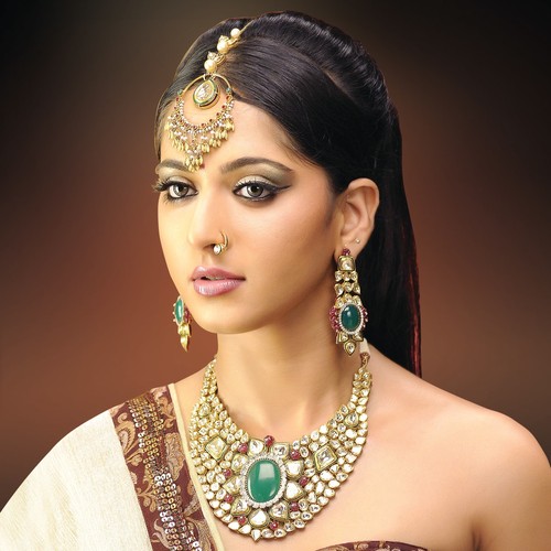 Tamil Actress HD Wallpapers FREE Downloads: Anushka Shetty: Hot Tamil /  Telugu Actress, pics, biography, movies list, videos