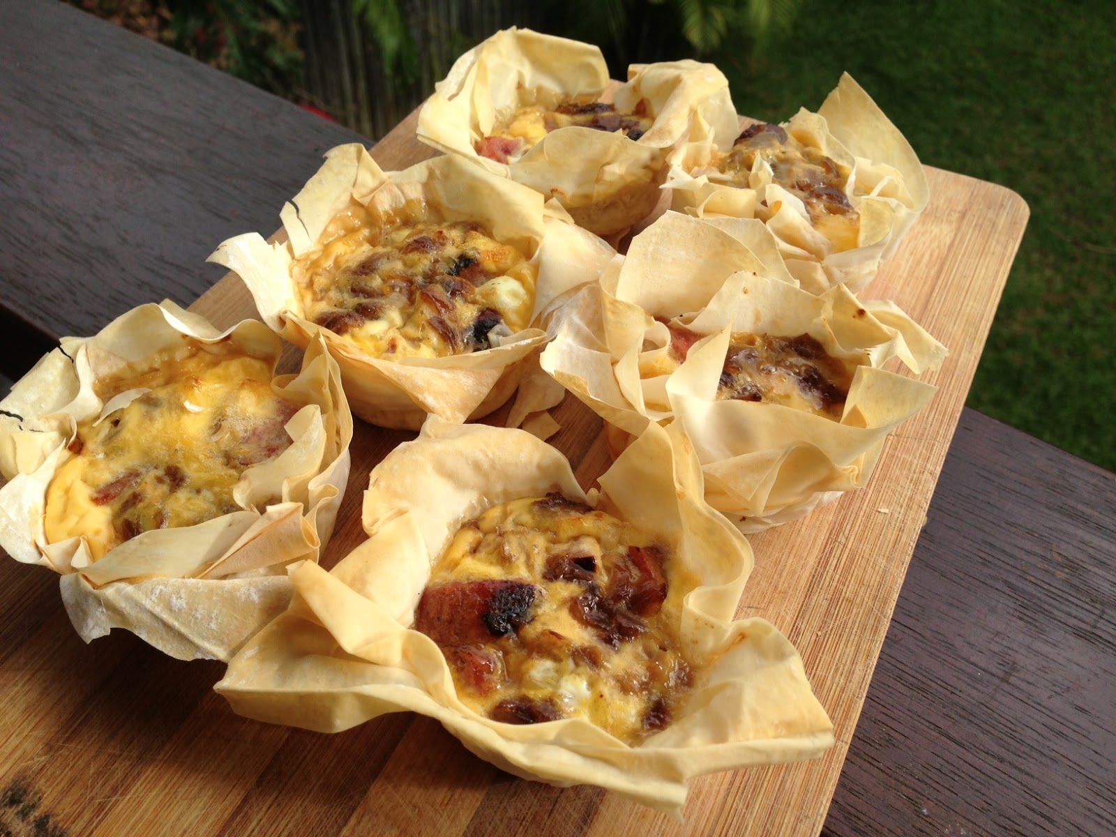 Mums in the Kitchen Sausage & Egg Pie