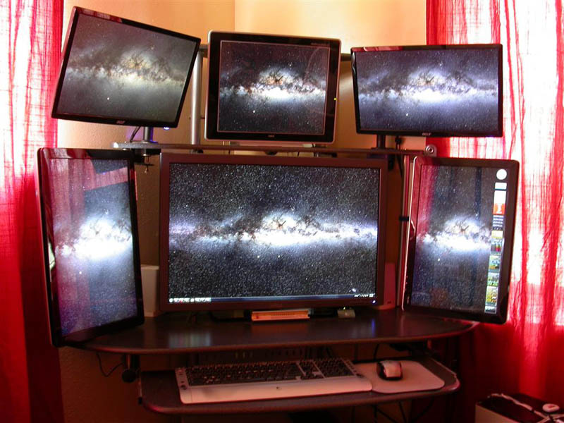 The World In Pictures 18 computer stations truly amazing