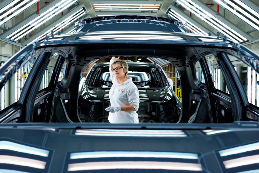 Kia Motors Slovakia posts record car and engine production in 2012