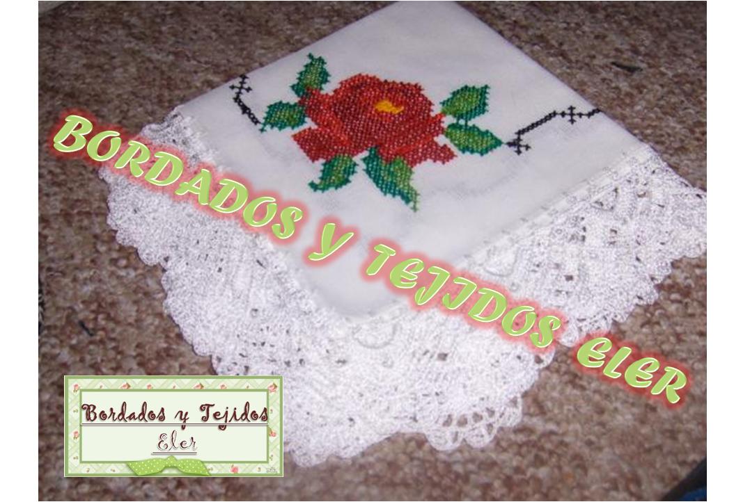 BORDADOS Y TEJIDOS ELER: SERVILLETAS EN PUNTO DE CRUZ