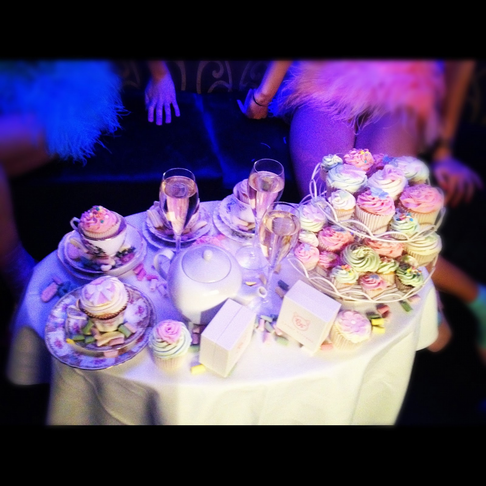 Crumbs Couture, Cupcakes & Cakes in London Cupcakes for Candy Kittens