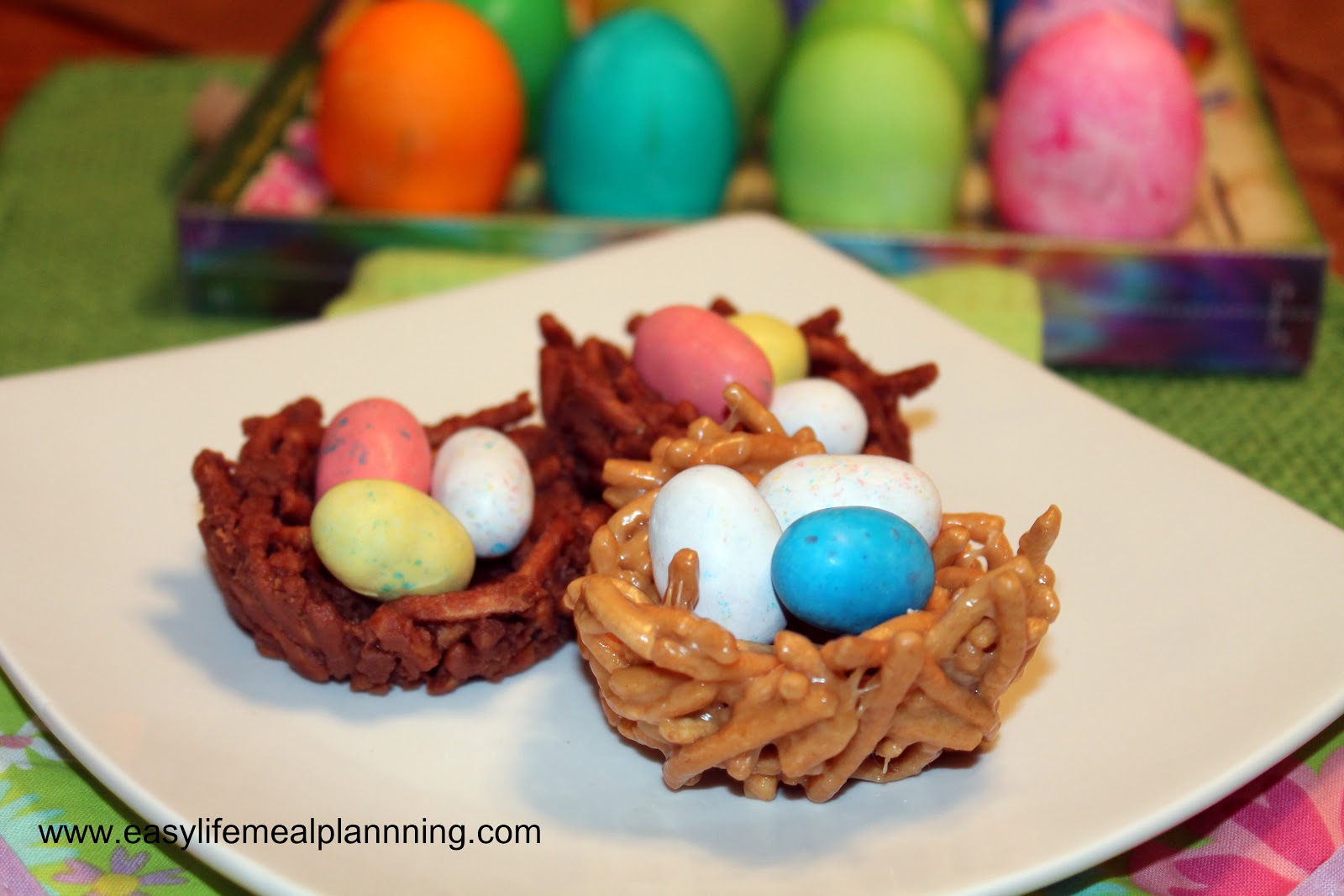 Easy Life Meal and Party Planning Cookies & Easter Egg Fun with