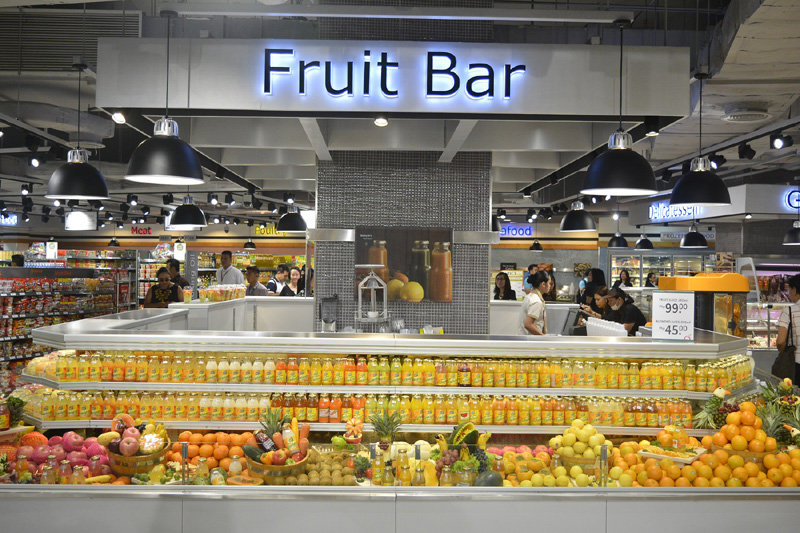 Robinsons Selections McKinley Hill is Now Open! Rochelle Rivera