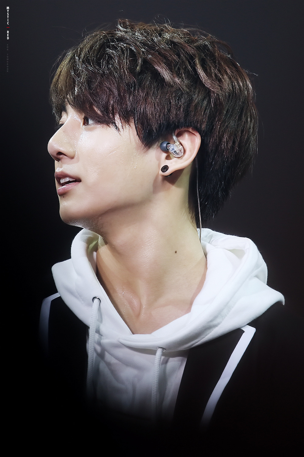 noona meroyan: 33 Reasons You Should Be In Love With Jungkook