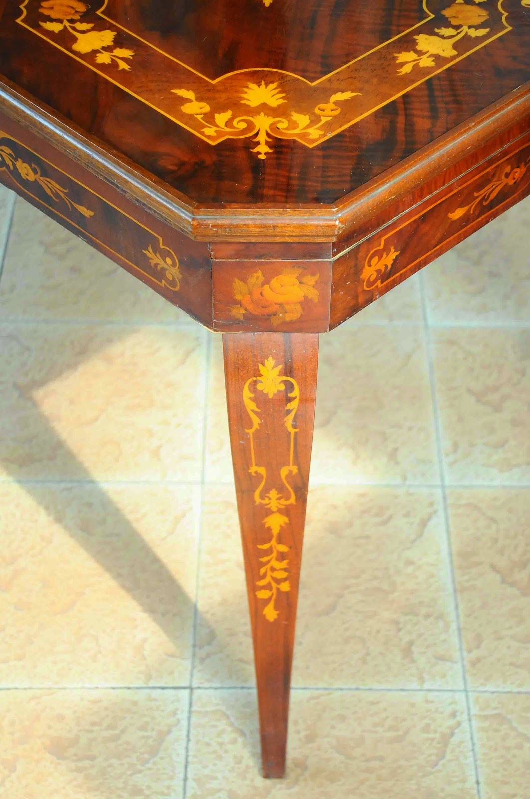 Roulette table makers