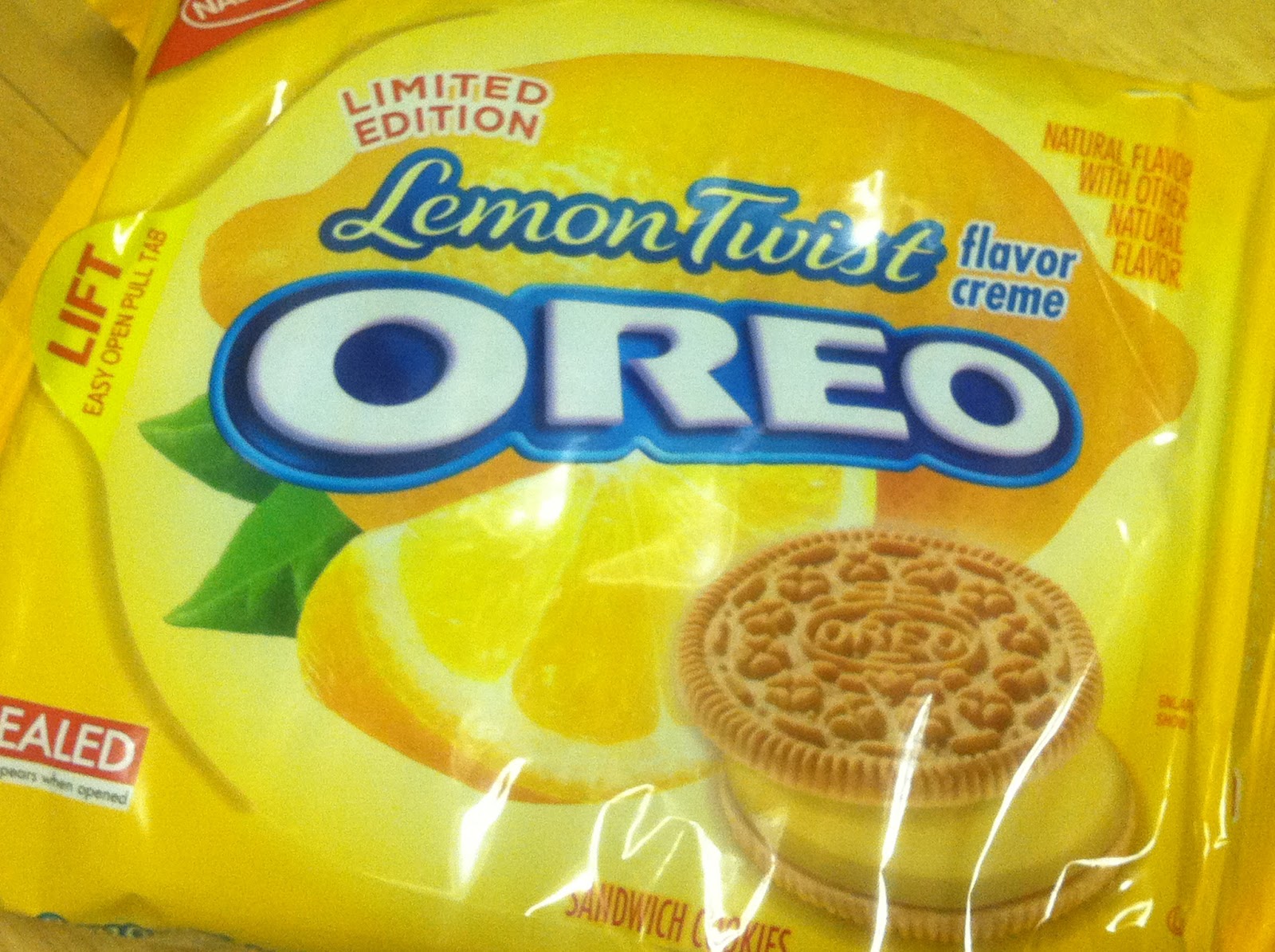 The Holidaze Lemon Twist Oreo Cookies