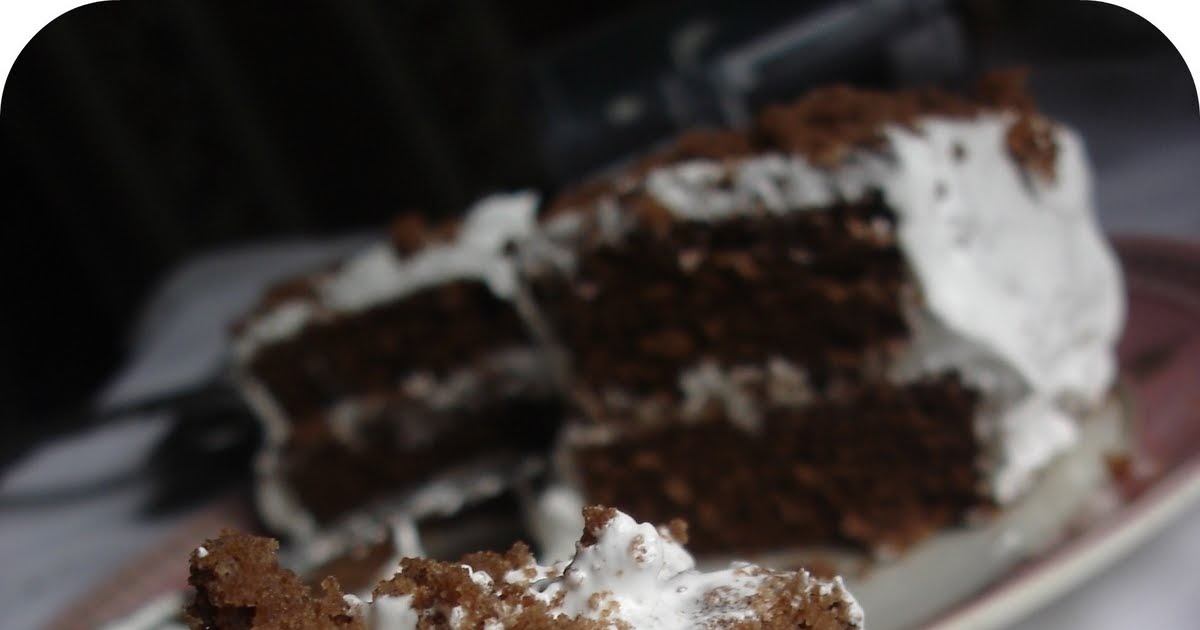 The Lazy Hobbyhopper Chocolate cake with Italian meringue icing