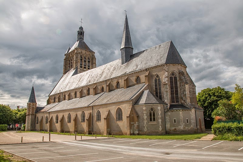 Photos d'Eglises NEUVILLE AUX BOIS (45) église Saint Symphorien