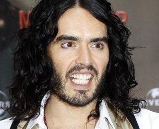 Baruffe con Twitter, Donald Trump a Russell Brand: "sei un perdente".