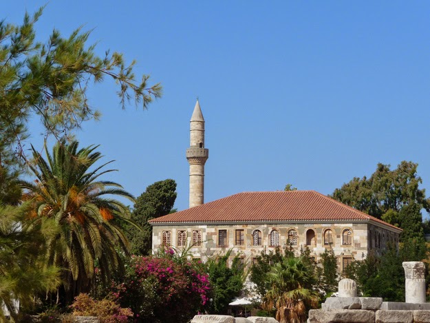 And the Turks… well, let’s just say they overstayed their welcome. - 49 Reasons To Love Hellas (Greece) And the Turks… well, let’s just say they overstayed their welcome. - 49 Reasons To Love Hellas (Greece)