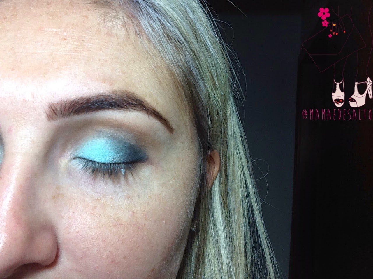 tutorial de maquiagem azul inspiração para festas de final de ano e verão => blog Mamãe de Salto