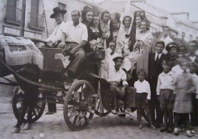 Abuelohara_leganes_bnVI_Grupo_festivo