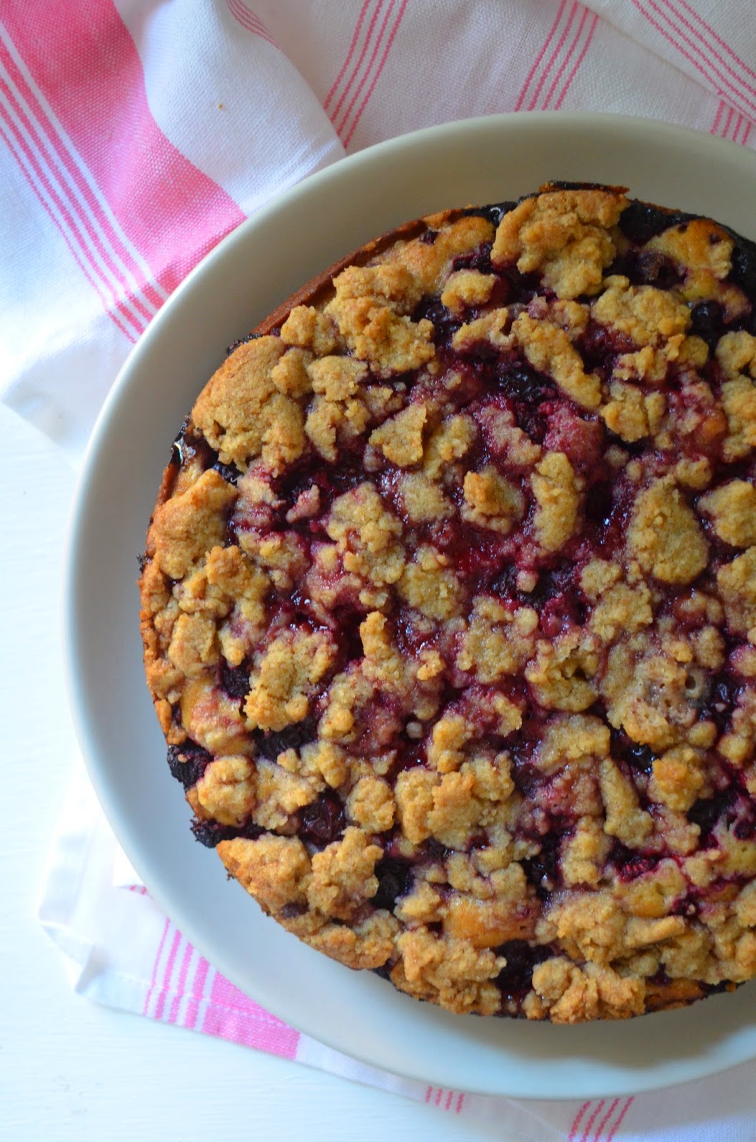 amour fou(d) fruitfilled coffee cake.