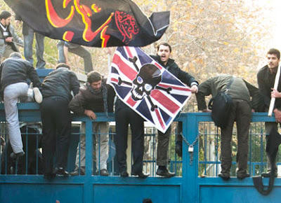 iranian-students-storm-uk-embassy-in-tehran-2011-11-29_l.jpg