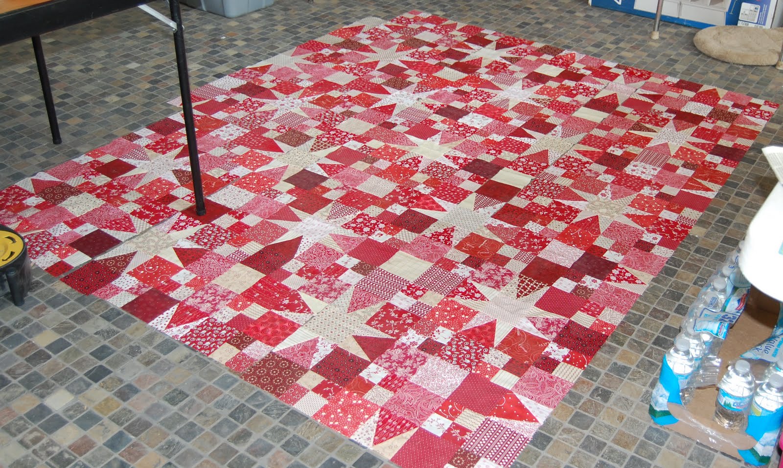 Lymryk Quilts and Portuguese Water Dogs RED AND WHITE QUILT