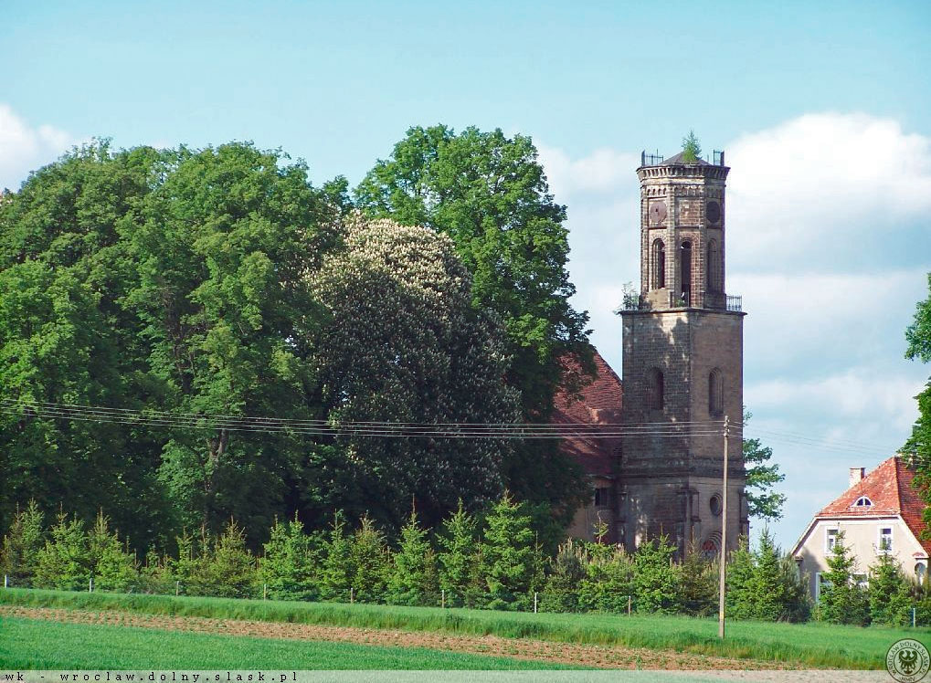 lostplaces vergessene orte Die Kirche in Giersdorf / Niederschlesien