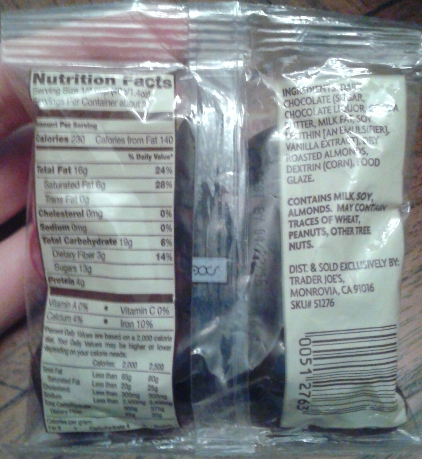 chocolate covered almonds calories