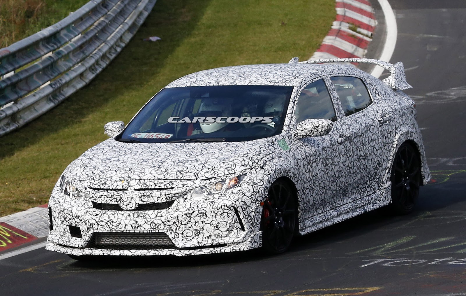 2017-Honda-Civic-Type-R-3.jpg