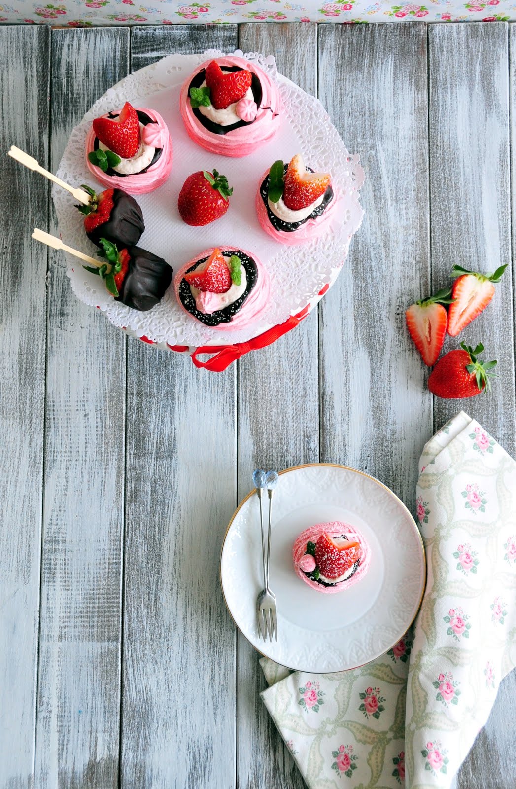 uTry.it Strawberry Sweetheart Meringue Dessert Cups